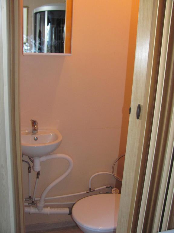 Economy Baltics Apartments - Keldrimaee Tallinn Kültér fotó